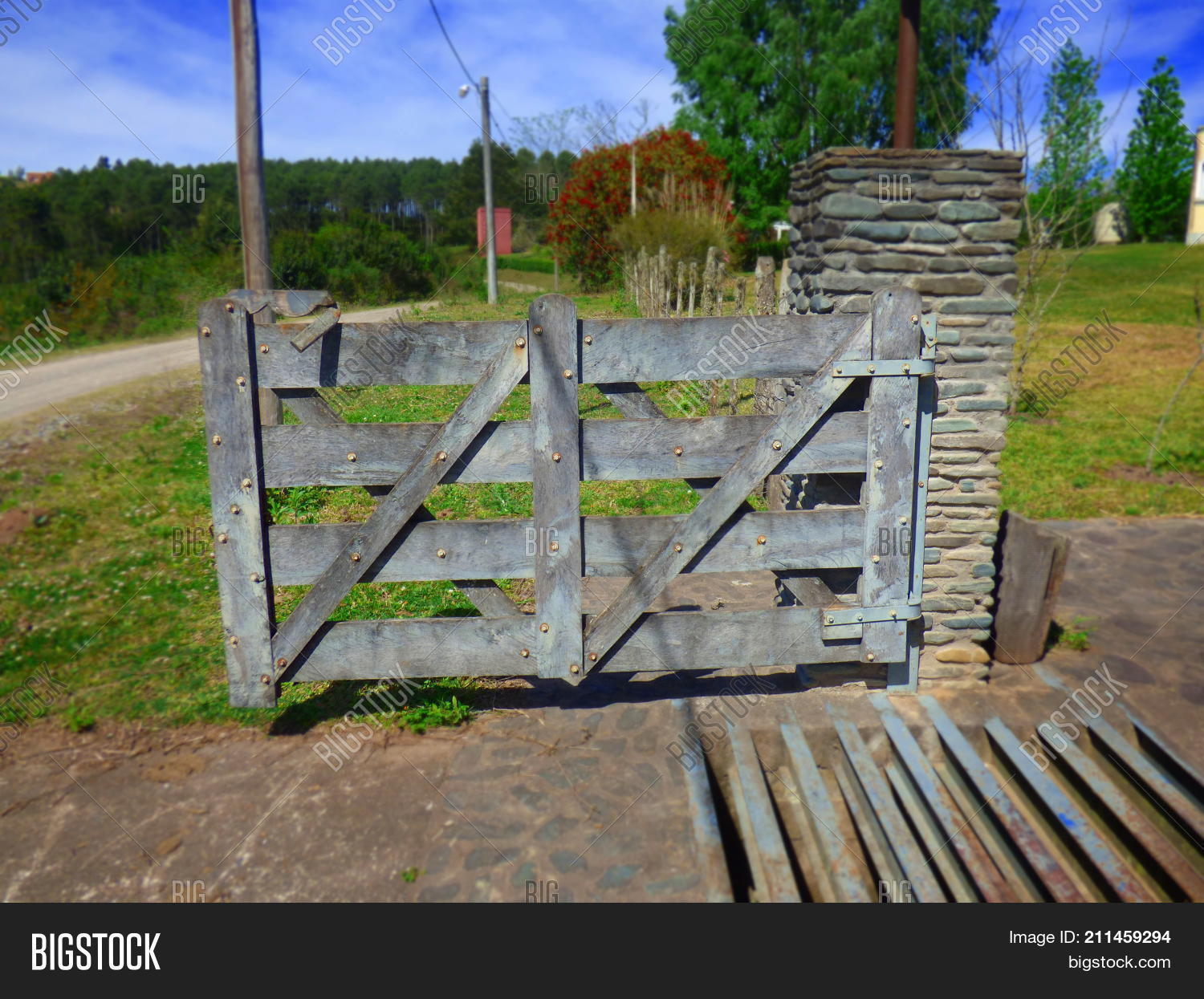 gate rustic