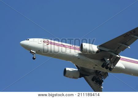 Boeing 777-200 Hs-tjf Of Thaiairway.