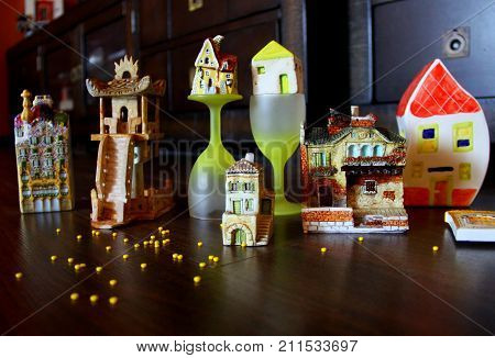 Miniatures of small Europian and Asian houses