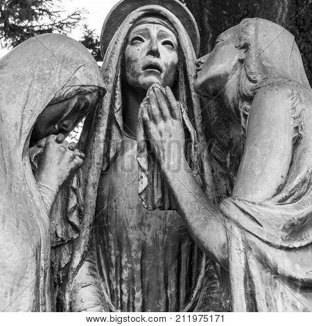 The three Marie mourn the death of Jesus