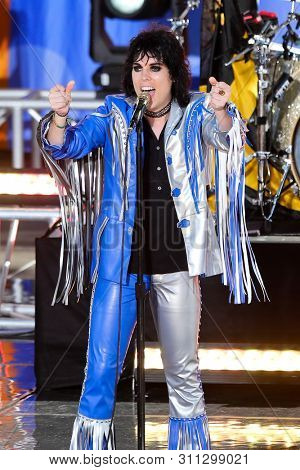 NEW YORK - JUL 12: Luke Spiller of The Struts performs on 