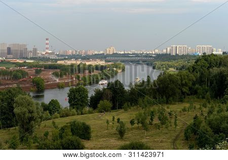 Moscow, Russia - July 14, 2018: Summr Day In The Moscow Imperial Estate Of Kolomenskoye