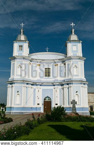 Cathedral Of The Assumption Of The Blessed Virgin In Volodymyr-volynskyi City, Oldest Architectural 