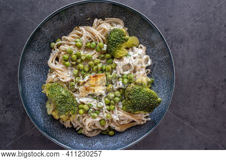 Healthy Baked Green Spaghetti Pasta With Feta Cheese