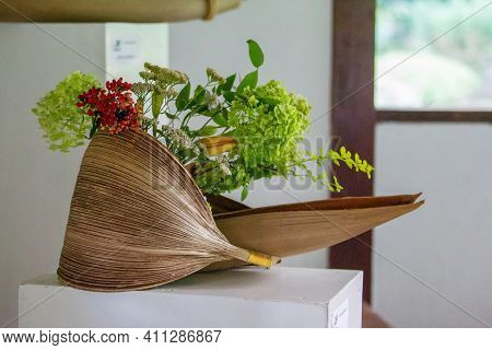 09/01/2017 Exhibition Of Ikebana Of The Association Of Teachers Sogetsu Ikebana - (russian Branch) I