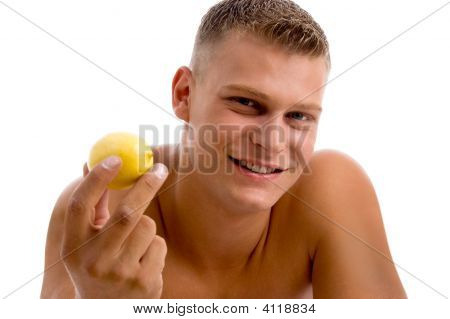 Portrait von muscular Male mit orange