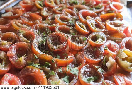 Tomato Halves Are Laid Out On A Platter And Sprinkled With Seasonings And . Fresh Tomatoes Ready For