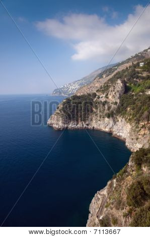 Italské pobřeží Amalfi