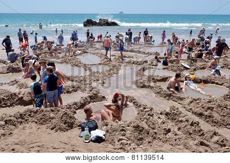 Hot Water Bech - New Zealand