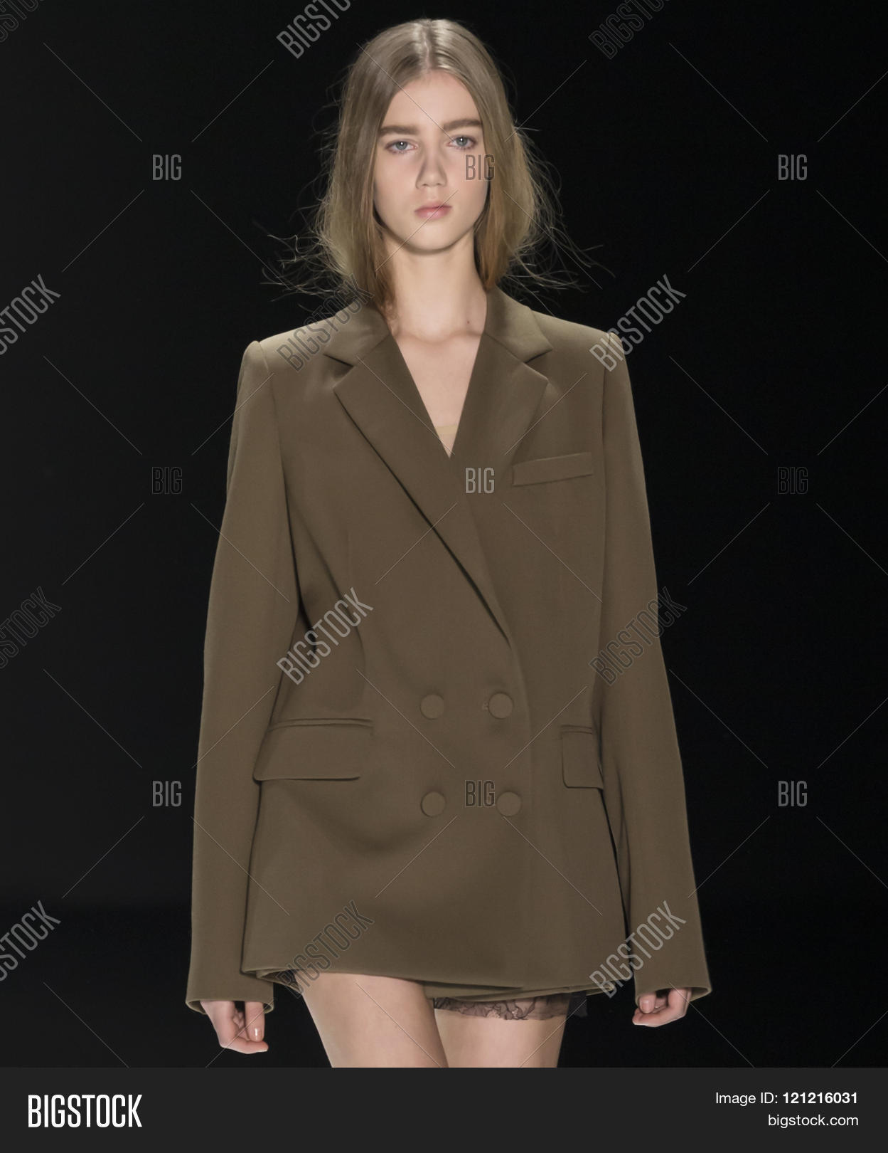 Vera Wang - Fall Image & Photo (Free Trial) | Bigstock