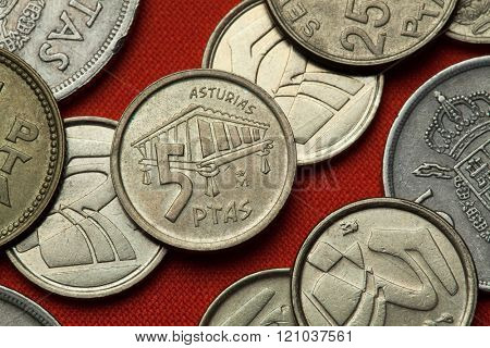 Coins of Spain. Traditional Asturian granary called horreo depicted in the Spanish five peseta coin (1995).