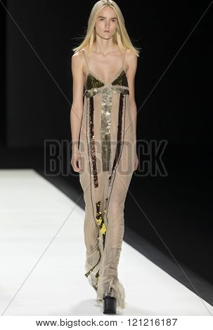 Vera Wang - Fall Winter 2016 Collection