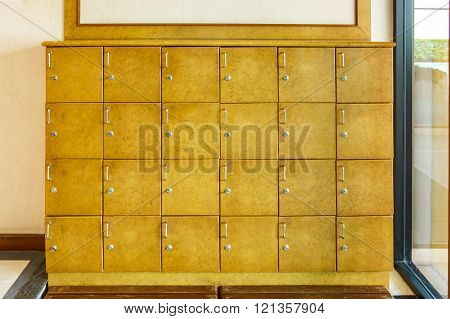 Shose cabinet in office