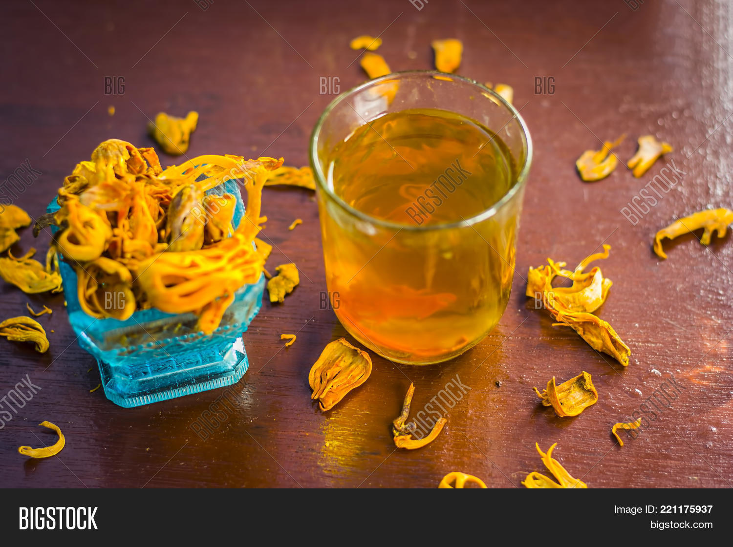 Close Water Mace, Image & Photo (Free Trial) Bigstock