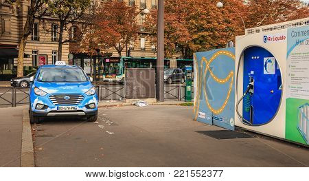 Parisian Taxi Hype From The Company Taxi Electrique Parisien,