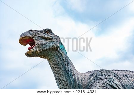 Psittacosaurus under blue sky in day time