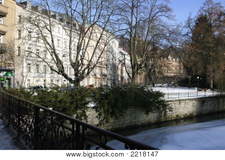 Karlovy Vary-Fascades der alten Gebäude Tschechische Republik