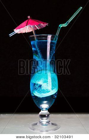 Blue Lagoon kokteyl
