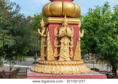 Horizontal Picture Of Beautiful Statues At The Dhammayazika Pagoda Located Inside The Archeological 