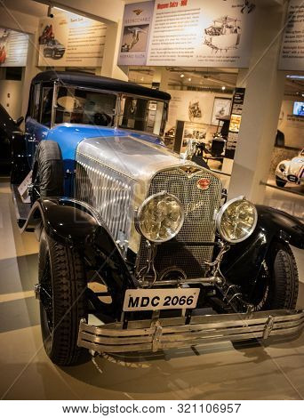 Old Unique Models Vintage Cars