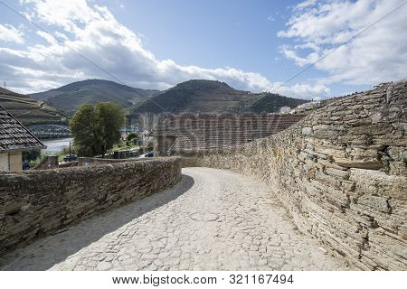 Europe Portugal Douro Pinhao