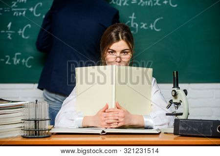Teaching In University. High School. University Education. Knowledge Transfer. Teacher And Student N