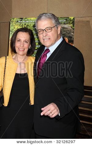 LOS ANGELES - APR 17: Meg Kasdan, Lawrence Kasdan dospět 
