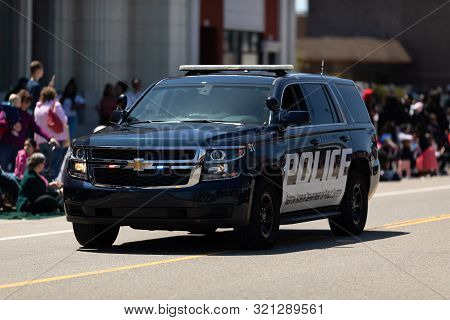 Benton Harbor, Michigan, Usa - May 4, 2019: Blossomtime Festival Grand Floral Parade, Michigan Polic