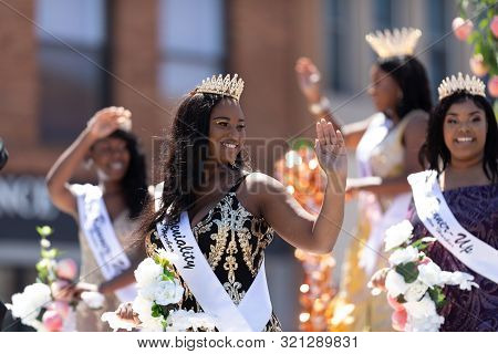 Benton Harbor, Michigan, Usa - May 4, 2019: Blossomtime Festival Grand Floral Parade, Float Carrying