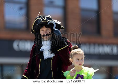 Benton Harbor, Michigan, Usa - May 4, 2019: Blossomtime Festival Grand Floral Parade, Man Dress Up A