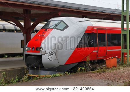 Gothenburg, Sweden - August 27, 2018: Nsb Train (currently Under Vy Brand) In Gothenburg Central Sta