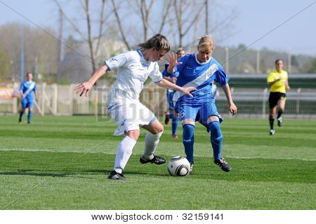 アクションは、ハンガリーのカップ決勝女性サッカー ga 時点でカポシュワール、ハンガリー - 4 月 20 日: 正体不明選手