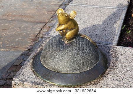 Klaipeda, Lithuania - September 22, 2018: Sculpture Known As Wonderful Little Mouse In The Historica