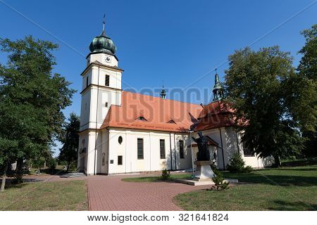 Solec Kujawski, Kuyavian-pomeranian Voivodeship / Poland - September, 11, 2019: Church Of St. Stanis
