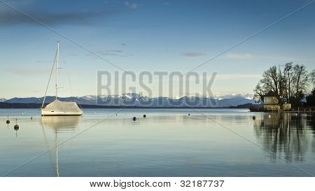 Obraz jezera Starnberg v Bavorsku Německo - Tutzing