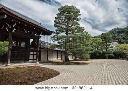 Zen Garden Of The Tenryu-ji Temple, Kyoto, Japan