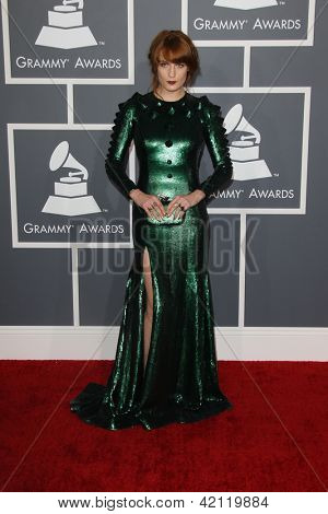 LOS ANGELES - FEB 10: Florence Welch ankommer til 55 årlige Grammy Awards på Staples Center