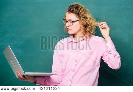 Online School. Distance Learning. Modern Education. Online Course. School Teacher Notebook Chalkboar