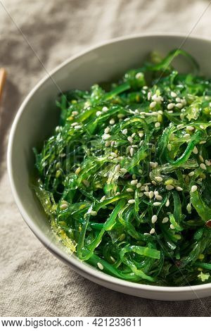 Homemade Healthy Korean Miyeok Muchim Seaweed Salad