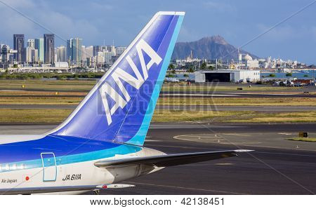 Ana Boeing 767 Honolulu Airport