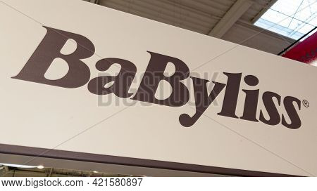 Bordeaux , Aquitaine France - 05 18 2021 : Babyliss Brand Logo Text And Brand Sign Beauty Accessorie