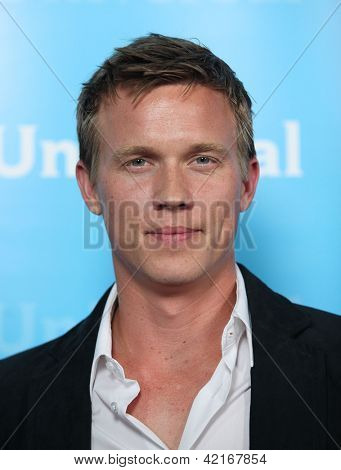 LOS ANGELES - JAN 06: WARREN KOLE arrivando a TCA Winter Press Tour 2012: NBC partito su gennaio 06,