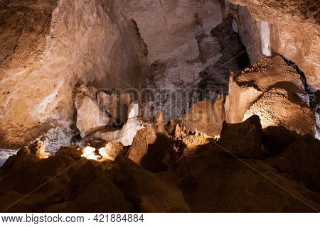 Carlsbad Caverns New Mexico. The Main Chamber Of The Cavern Known As The Big Room