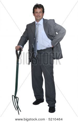 Homme avec fourche