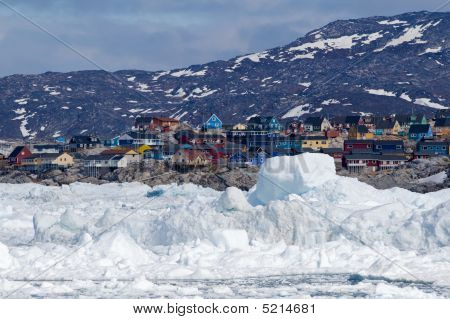 Ilulissat, Groenlandia, visto dal mare
