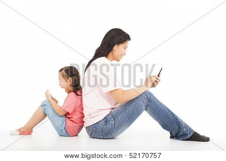 Communication Between Mother And Kid By Social Media