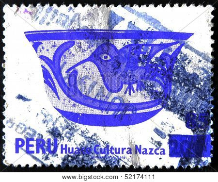 Peru - Circa 1978: A Stamp Printed In Peru Shows Bowl Of The Nazca Culture, Circa 1978