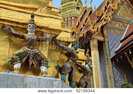 Giant Temple Wat Phra Kaew Bangkok Thailand