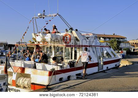 Sightseeing Boat