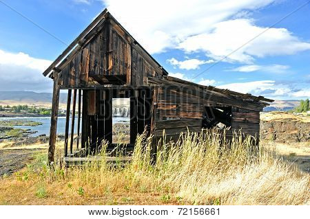 Native Indian Abandoned building